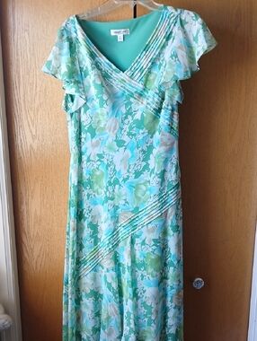 Coldwater Creek Mint Green And Blue Floral Maxi Dress Size 14